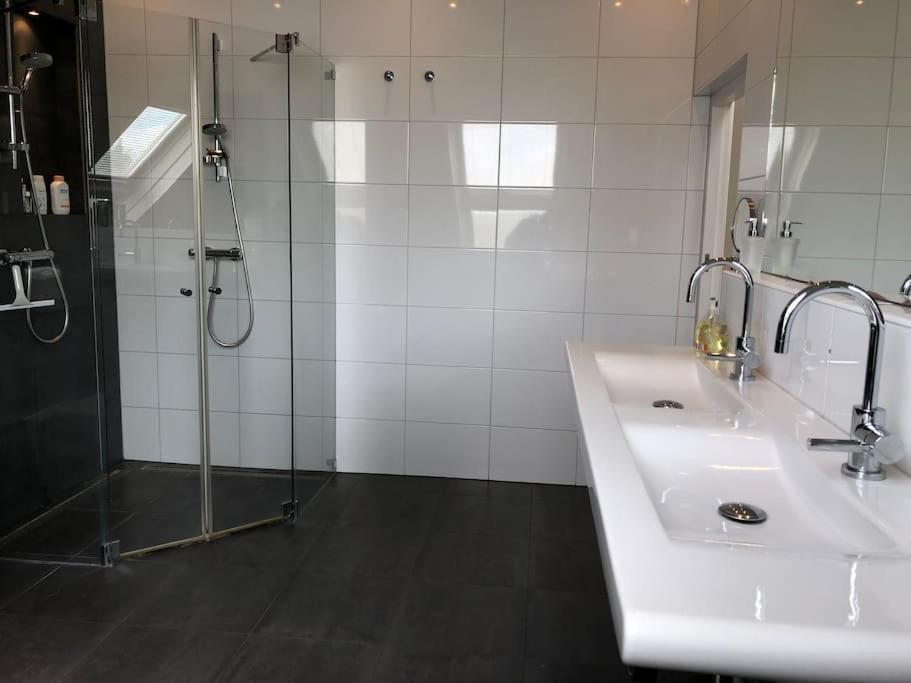 Luxe Woonboerderij In De Natuur. Nieuwkoop Exterior photo